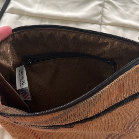 purse - Picture 3 of 3